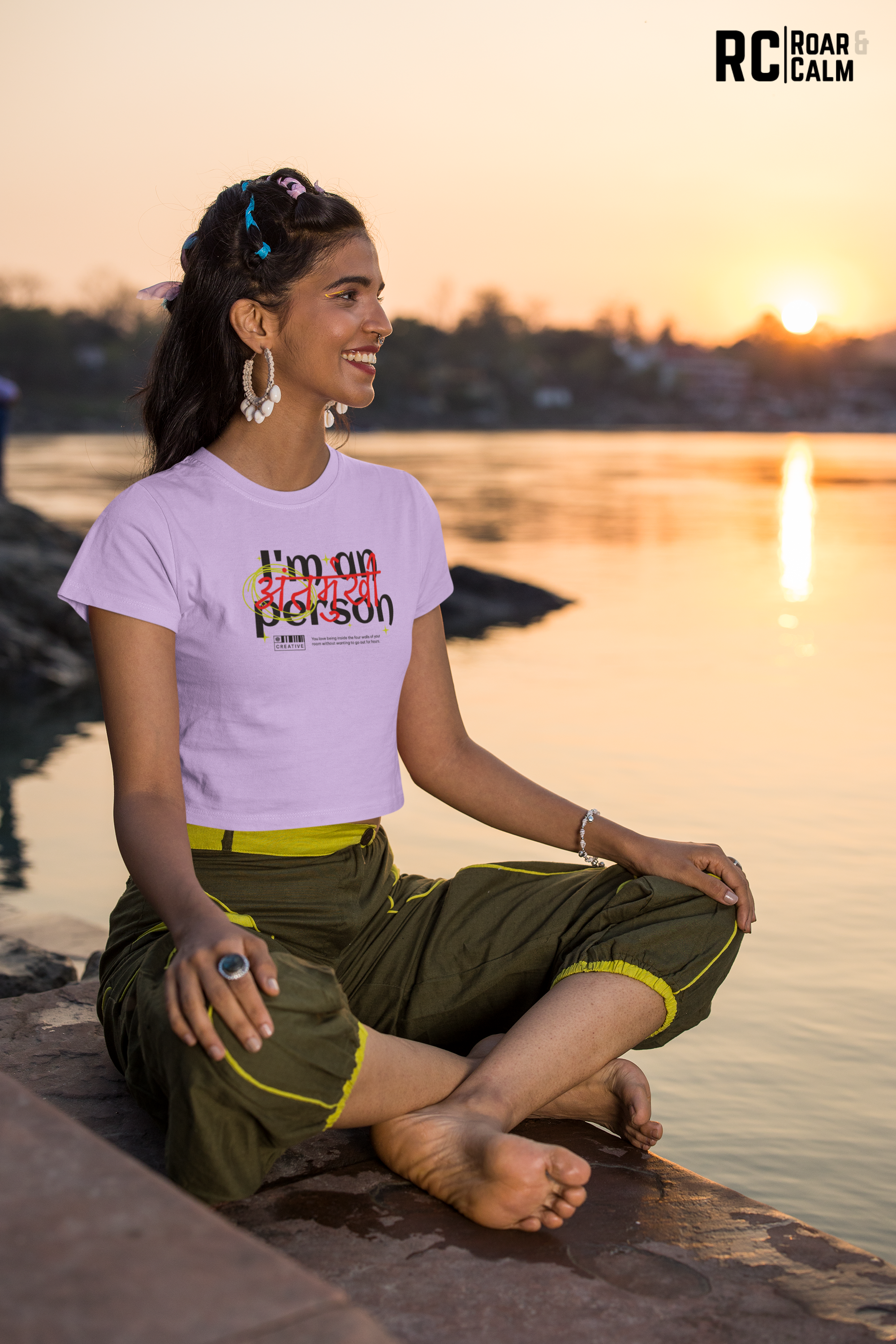I Am An अंतर्मुखी Crop Top – Roar & Calm Collection