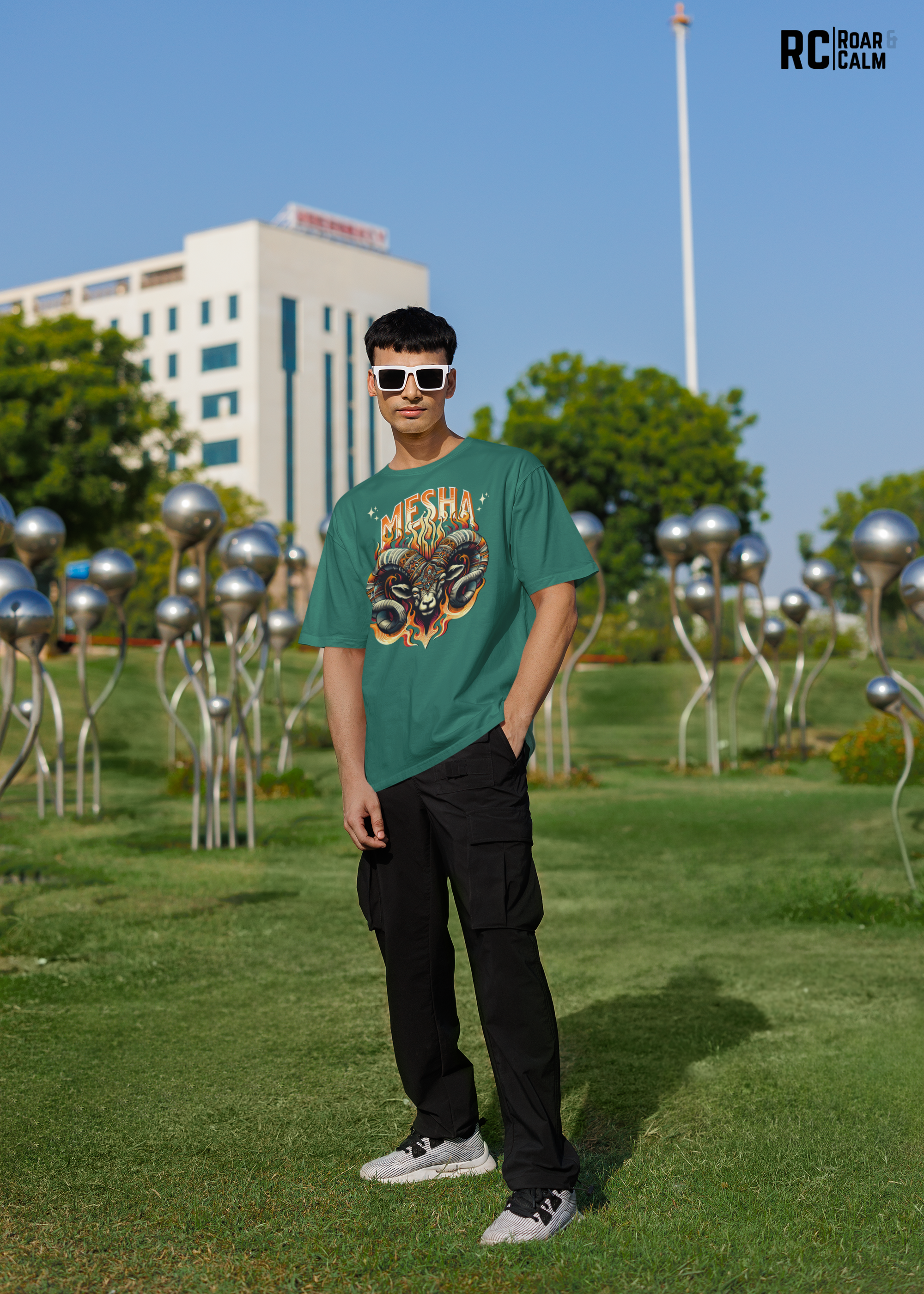 Mesha Zodiac Oversized T-Shirt (UNISEX) – Roar & Calm Collection